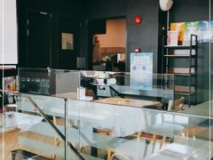 -必胜客(证大大拇指店)
