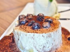 冲绳黑糖爆浆蛋糕-必胜客(花舞大唐博物馆店)