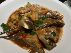 红烧杂鱼-小厨师·二十年沈家门小海鲜(百井坊巷店)
