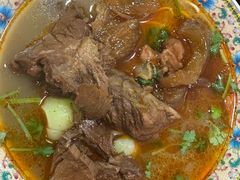 -金杨拉面王小吃面馆·牛三宝面·红烧牛肉粉