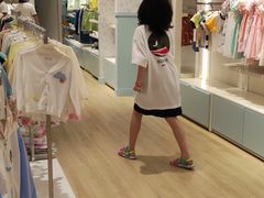 -王府井奥莱临潼小镇(临潼店)