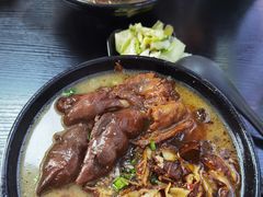 -花溪巷牛肉粉(泉城路店)