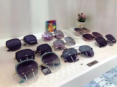 -明月眼镜(三坝店)