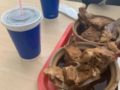 -万和春排骨砂锅米饭(新业广场店)