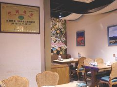 大堂-胖老汉椒麻鸡清真新疆菜(西御街店)