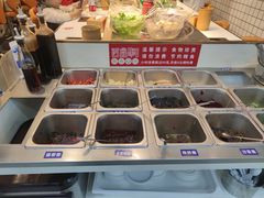 -百品聚旋转火锅(号外店)