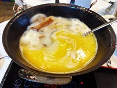 -鲜入围煮花胶鸡海鲜火锅