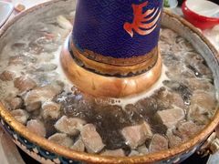 -毛辣果·贵州红酸汤牛肉火锅(西单店)