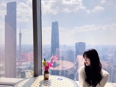 -及象咖啡Air·360度俯瞰广州塔(北塔68F店)
