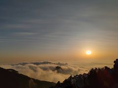 -黄山光明顶山庄