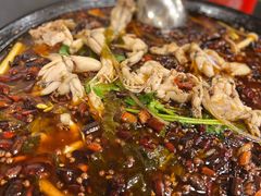 -鸿顺老铁锅美蛙鱼府(解放碑店)