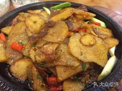 -鲁小三·大骨自助(金山总店)