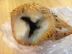大麻球黑洋酥-白玉兰食品甜凤店(合生汇店)
