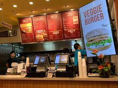 -The Habit Burger Grill 哈比特汉堡(爱琴海店)