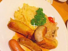 -兰特伯爵西餐厅·啤酒屋(方庄店)