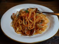 -SISTERS BAR RESTAURANT川意酒馆(嘉善老市H楼店)