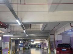 -龙湖虹桥天街购物中心-地下停车场