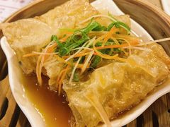 鲍汁金针菇腐皮卷-点都德(大茶楼店)