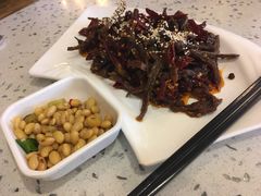 -兔行天下-鸿鹤鲜锅兔(中海国际店)