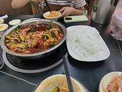 -周良天山牛杂城(天山路总店)