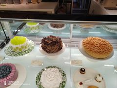 -潮一不贰·法式甜品·生日蛋糕·西式简餐(外滩店)