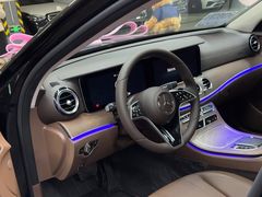 -上海星瀚奔驰4S店(红柳路店)