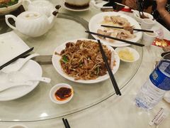 头抽干炒牛河-清心鸡沙田乳鸽店·非遗传承(石溪店)