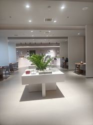 -乐派诗婚纱摄影