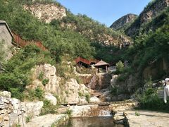 -大平台龙居瀑布旅游区