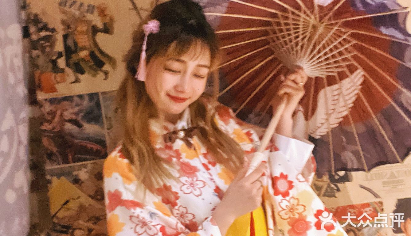 樱花妹妹的仪式感 ‖ 穿着和服恰日料耶✌🏻️