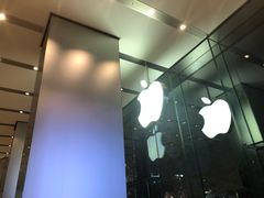 -Apple零售店(华贸购物中心店)