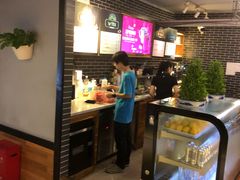 -网鱼网咖(上海静安寺店)