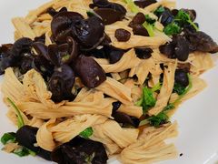 -鸿利海鲜酒楼(塘厦店)