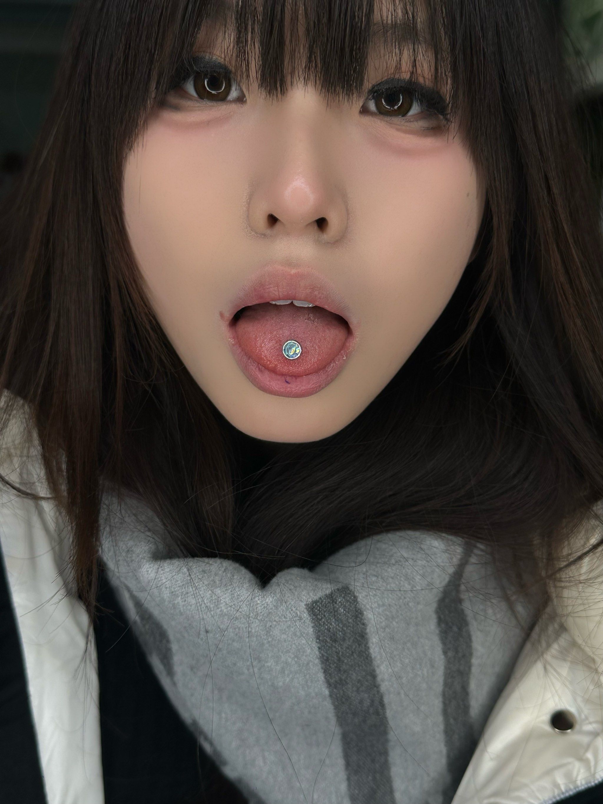 伟德国际打完舌钉怎么快速消肿