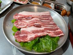 -围炉肉舍丹东海鲜烤肉·烤活鳗(步行街店)