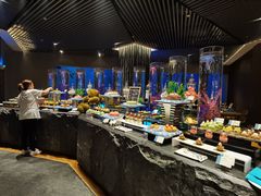自助取餐区-海棠湾洲际-涛·海底餐厅·美人鱼·自助餐·海底隧道