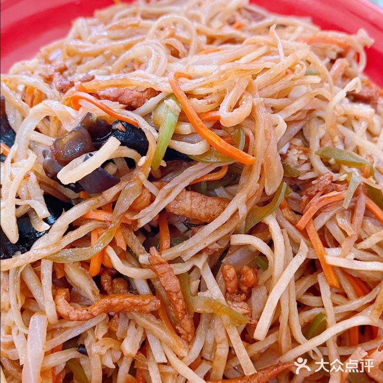 特色炒饼，还蛮好吃的！