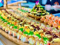 -圣罗巴甄选自助(麦凯乐店)