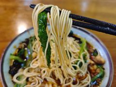 -阿依娘镇店豌杂面(三峡广场店)
