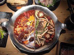 -湊湊火锅·茶憩(杭州湖滨银泰in77店)