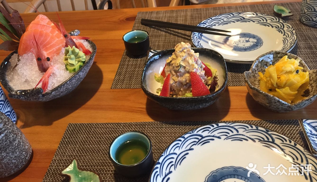 来这里吃饭的人并不是很多