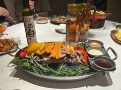 -耶里夏丽·新疆菜·28年喀什老馆(田林东路店)