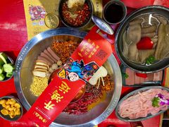 -谭鸭血老火锅(七宝万科广场店)