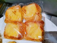 -顶东面包花园·生日蛋糕(世博店)