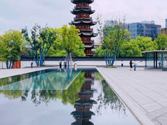 -龙华寺
