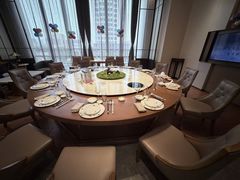 -泓历皇朝酒店(东亭店)