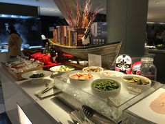 -上海滴水湖皇冠假日酒店