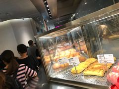 面包甜点陈列柜-LELECHA乐乐茶(美罗城店)