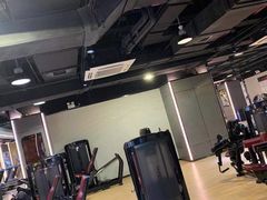 -一兆韦德健身(张杨路店)