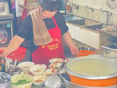 -依云煎包店